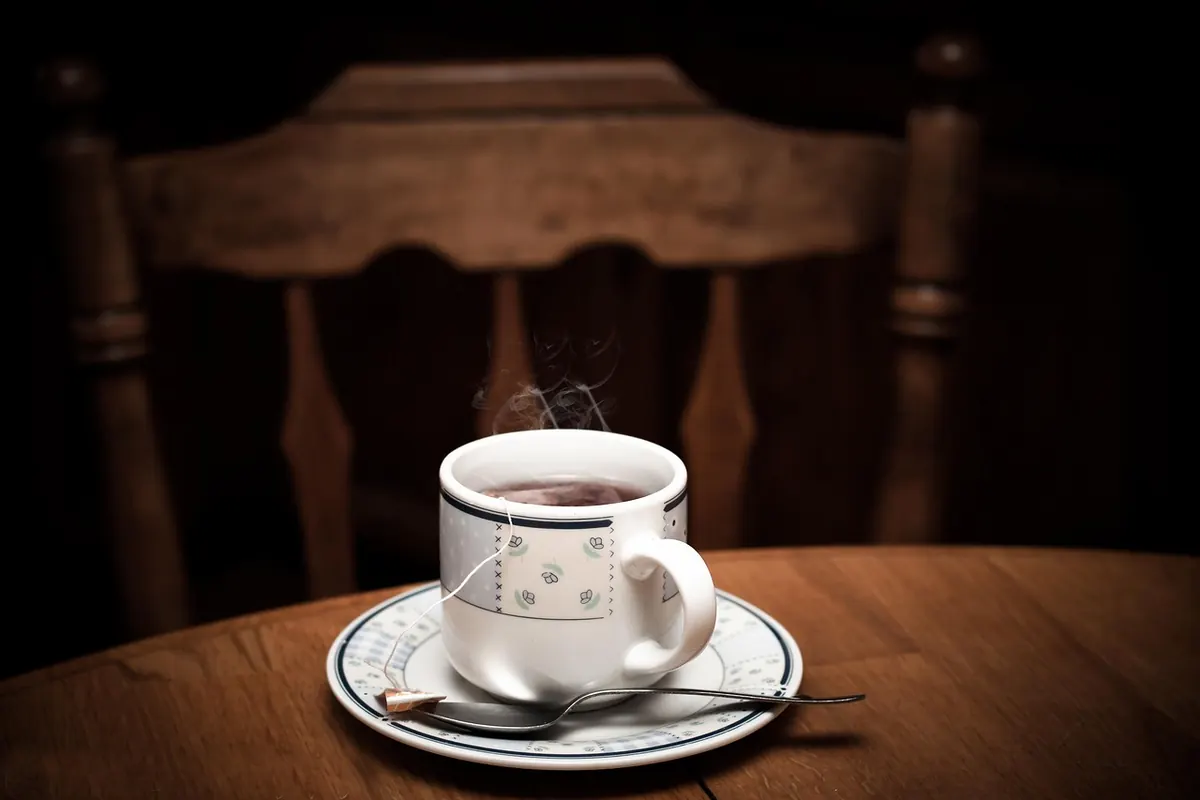How to Brew Black Tea Without Bitterness: Time, Temperature, and Leaf Ratio